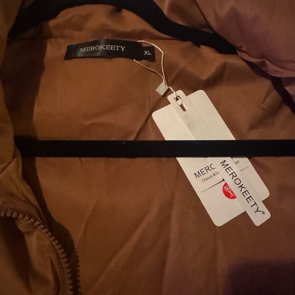 Brown Puffer Vest - Picture 6 of 9